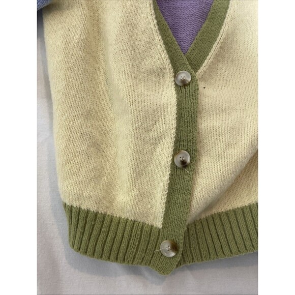 SO Short Sleeve Sweater Button Front Yellow Purple Blue Pink Green Size Small - Picture 9 of 9